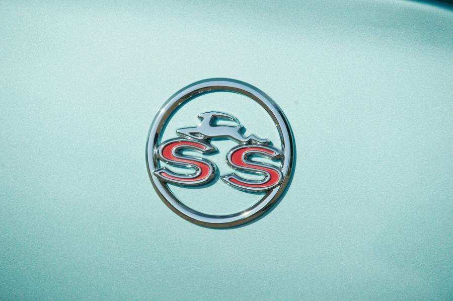  Chevrolet Impala SS Convertible 1963 года  (фото 21 из 28)